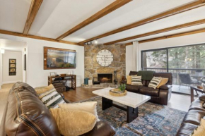Fully Renovated 3-Bedroom Home, Walk to Ober Mountain & Just Minutes from Gatlinburg